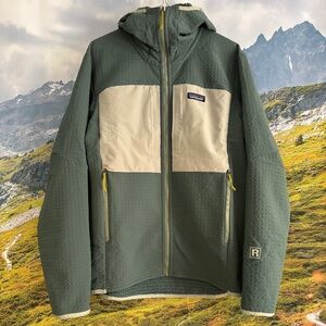 Patagonia Men's R2 TechFace Hoody- Nouveau Green; Fall 2023